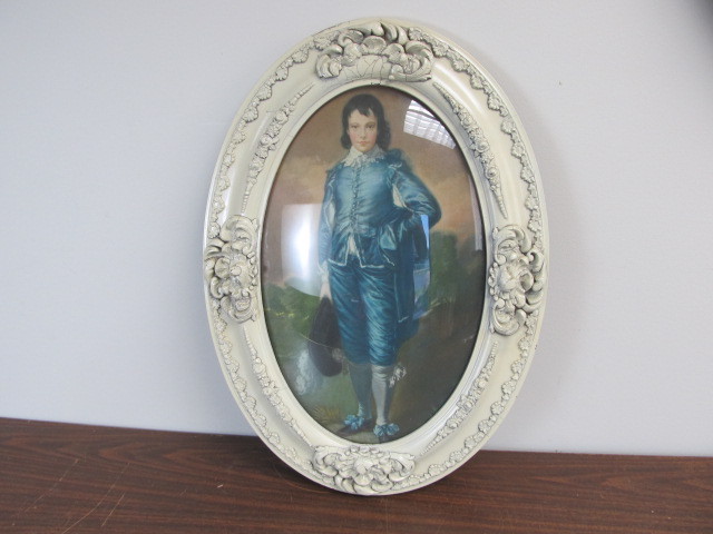 lot 51 image: Antique Oval Framed Convex Bubble Glass Print