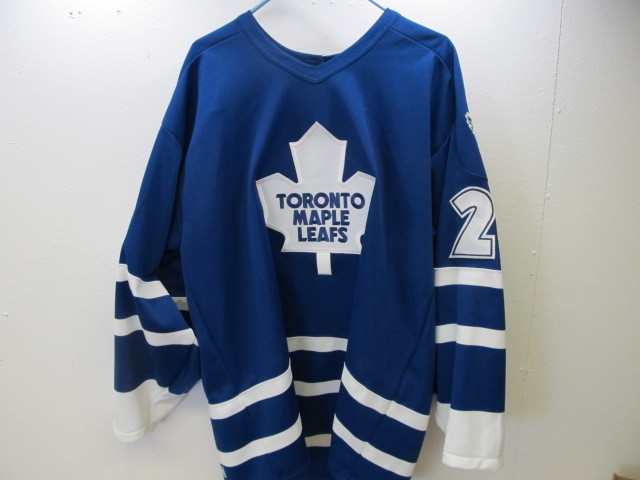 lot 74 image: Felix Potvin Maple Leafs Jersey 