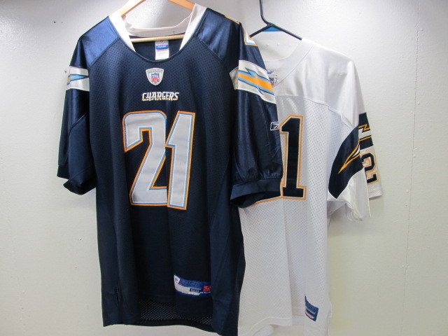 lot 75 image: 2 Ladainian Tomlinson Chargers Jerseys