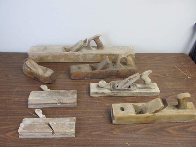lot 89 image: Lot of Early Antique Wood Planes