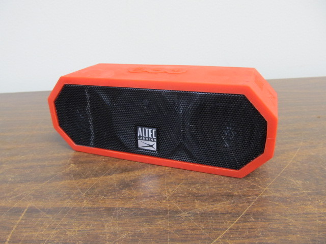 lot 109 image: WORKING Altec Lansing Bluetooth Speaker