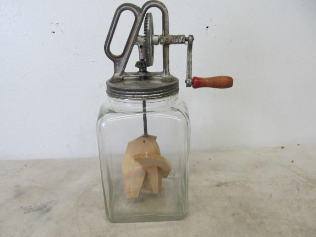 lot 153 image: Vintage Hand Crank DANDY Butter Churn