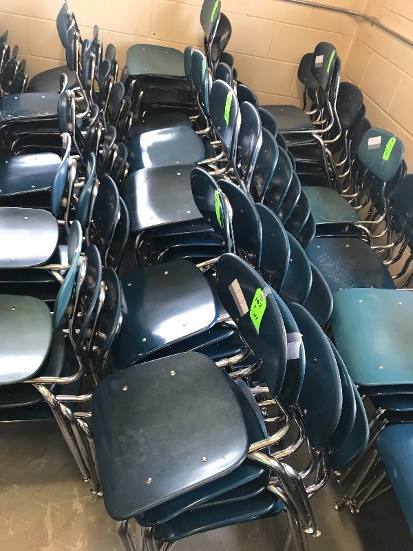 34 COMPOSITE PLASTIC CHAIRS