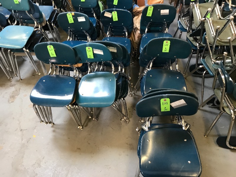 35 COMPOSITE PLASTIC CHAIRS