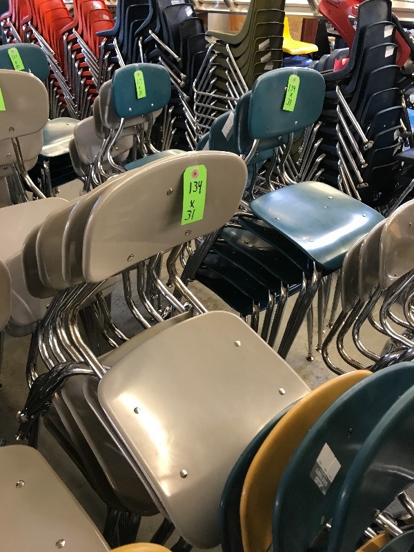 31 COMPOSITE PLASTIC CHAIRS