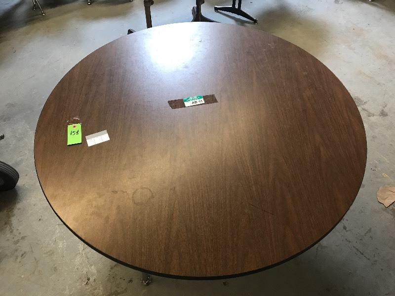 ROUND TABLE