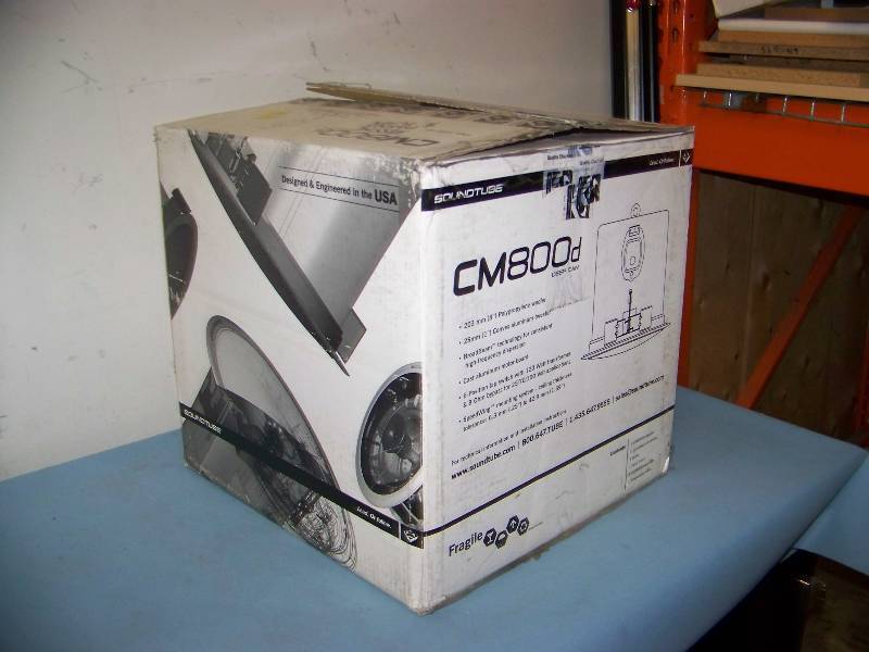 lot 57 image: (1) SoundTube, CM800d, In-Ceiling Speaker with Grille