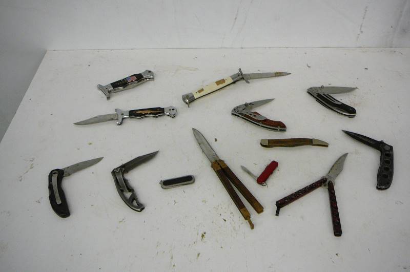 Lot of Knives