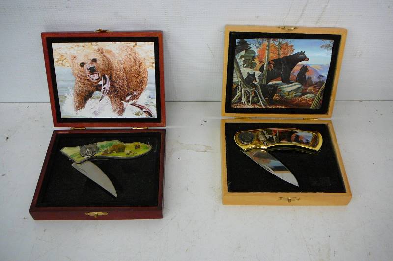Collectable Bear Knives With Boxes