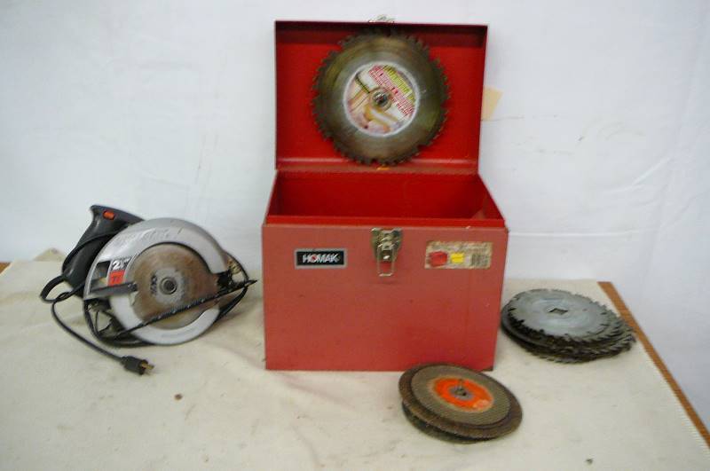 Skil Saw Metal Case & Blades