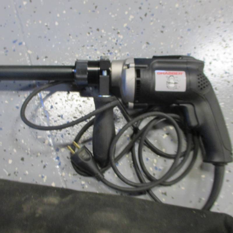 lot 11 image: Grabber Super Drive Screw Gun