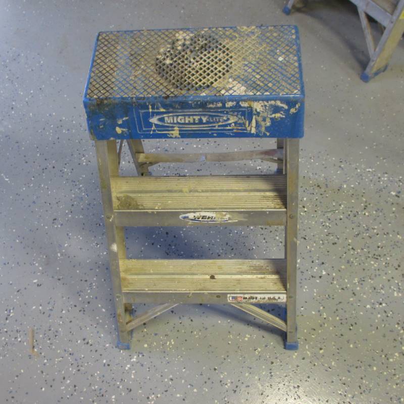 lot 35 image: Werner 2 Step Alum Ladder