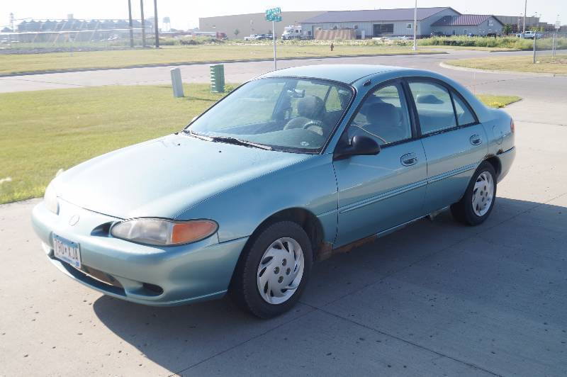lot 3 image: Mercury Tracer LS