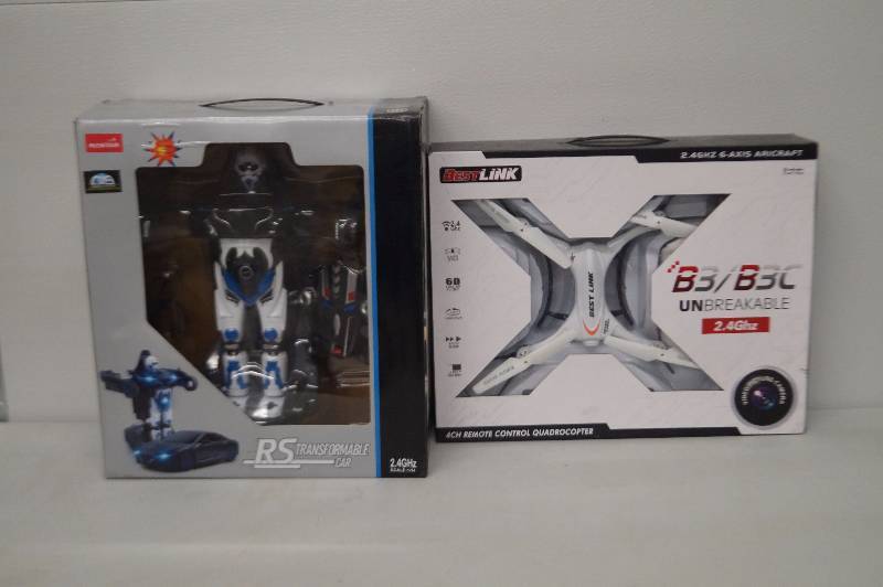 lot 34 image: RC Quadcopter & Transformable Car