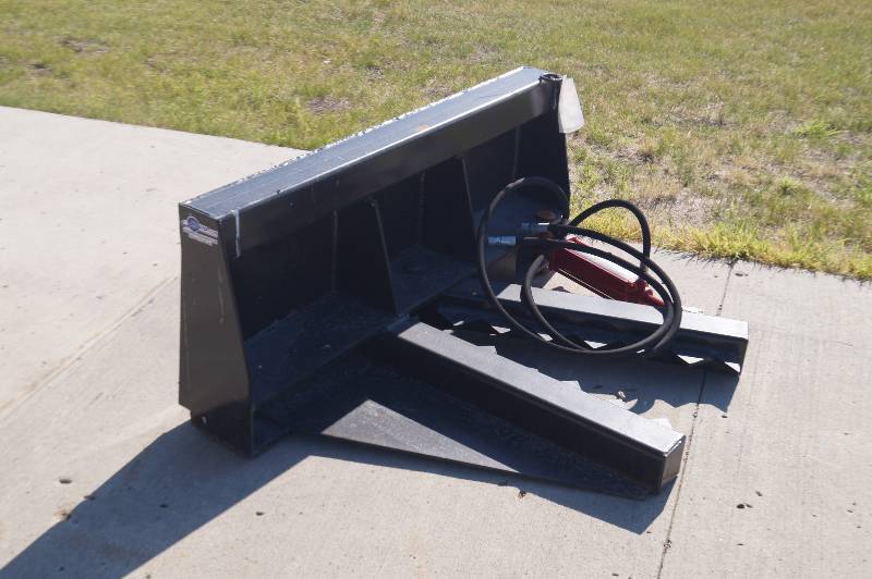 lot 60 image: Skid Steer TreePost Puller