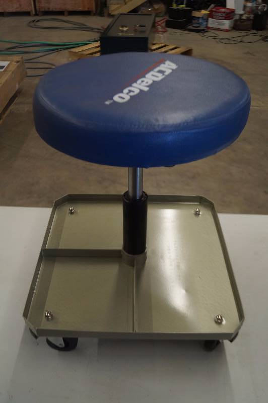 lot 93 image: Mechanics Stool