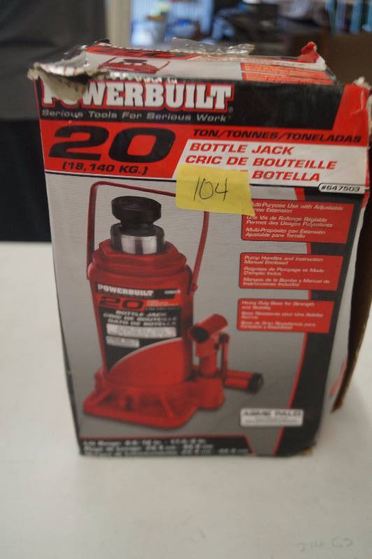 lot 104 image: Bottle Jack