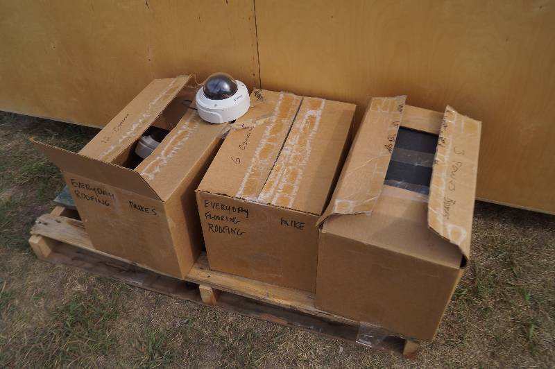 lot 138 image: Security Cameras