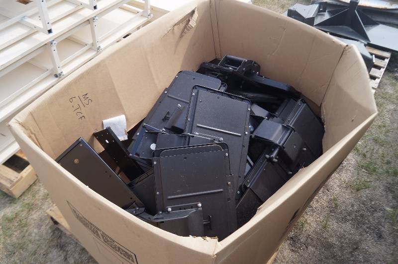 lot 139 image: Large Lot Keyboard Slide Out Trays