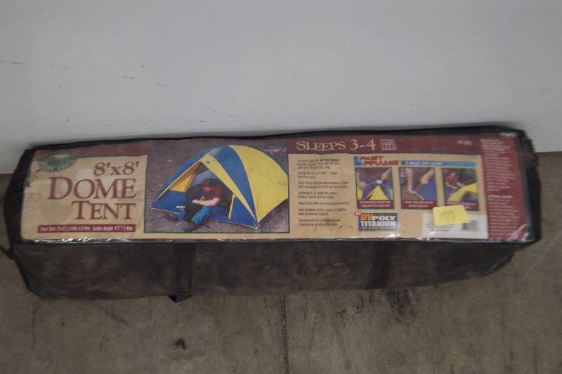 lot 159 image: Dome Tent
