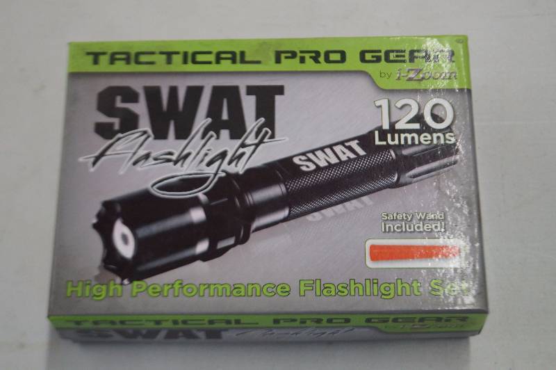 lot 78 image: SWAT Flashlight
