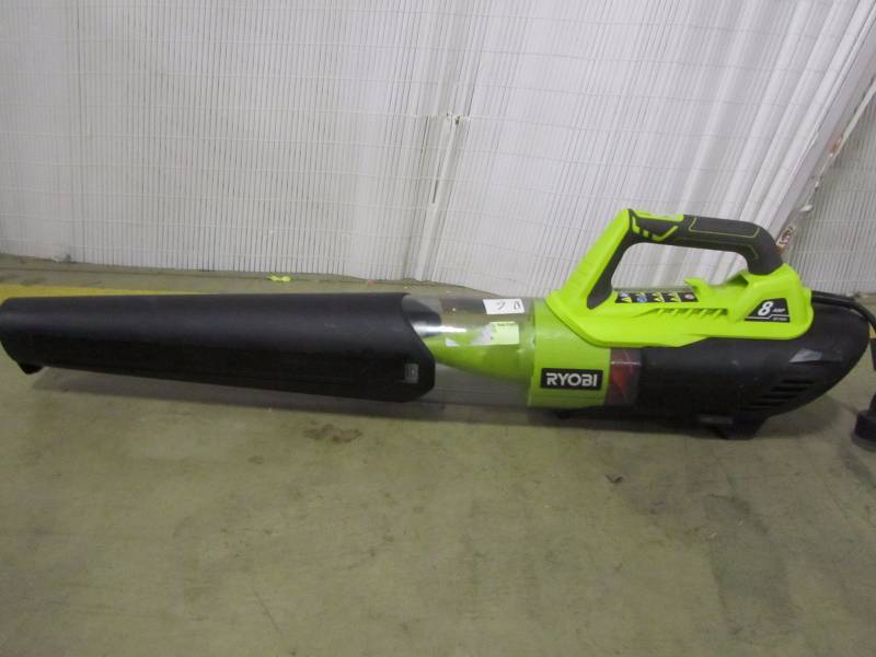 lot 29 image: Ryobi 135 mph 440 CFM 8-Amp Electric Jet Fan Blower