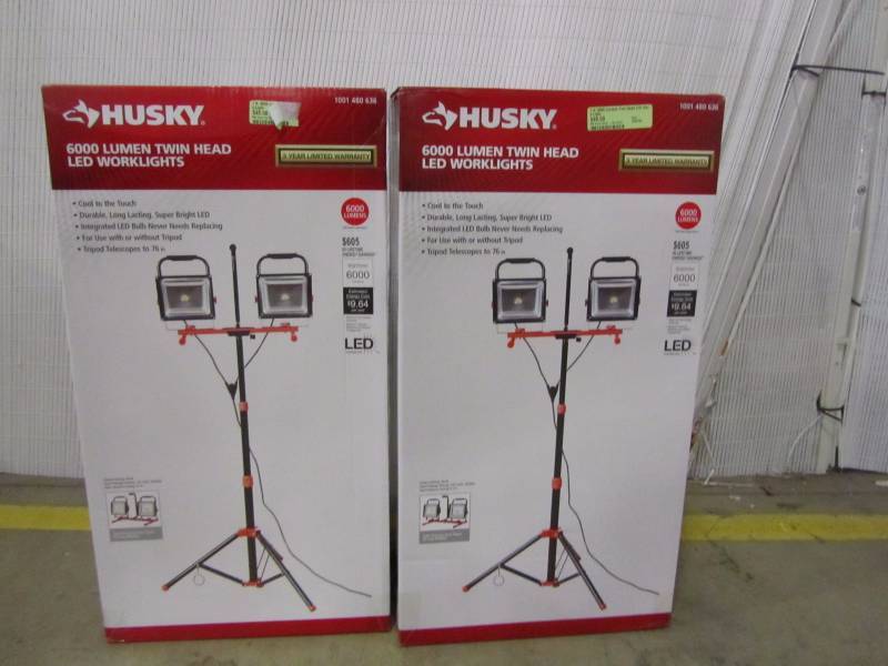 lot 78 image: (2) Husky 7 ft. 6000 Lumens Twin Head LED Work Light