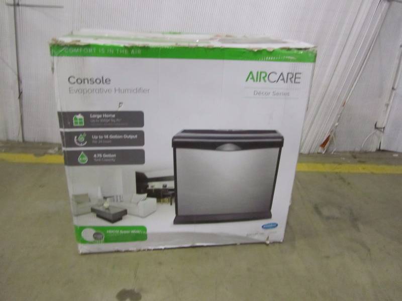lot 95 image: AIRCARE 5 Gal. Evaporative Humidifier for 4,000 sq. ft.