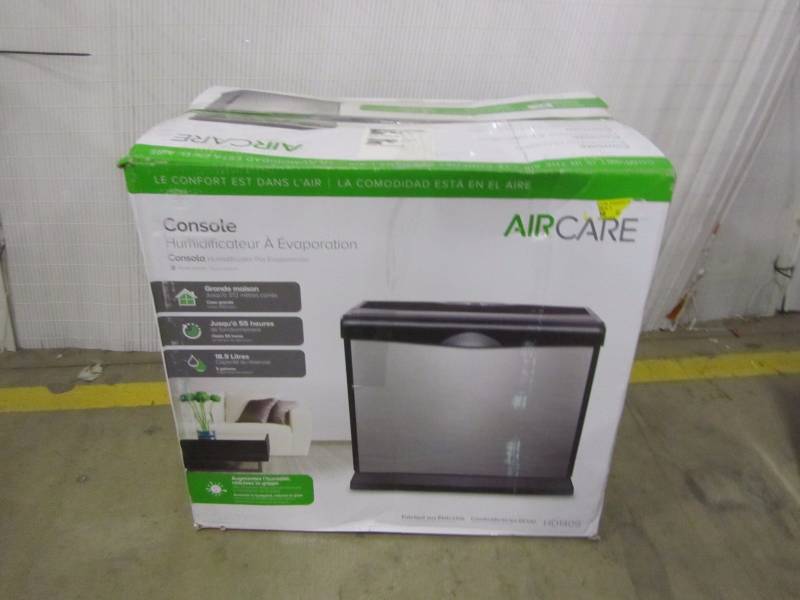 lot 96 image: AIRCARE 5 Gal. Evaporative Humidifier for 4,000 sq. ft.