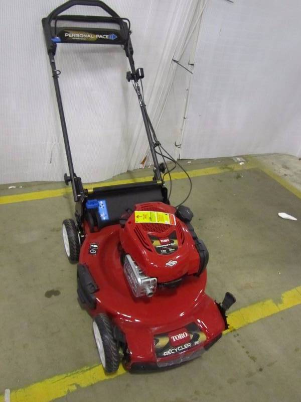 lot 105 image: Personal Pace Recycler 22 in. Variable Speed Self-Propelled Gas Lawn Mower with Blade Stop System