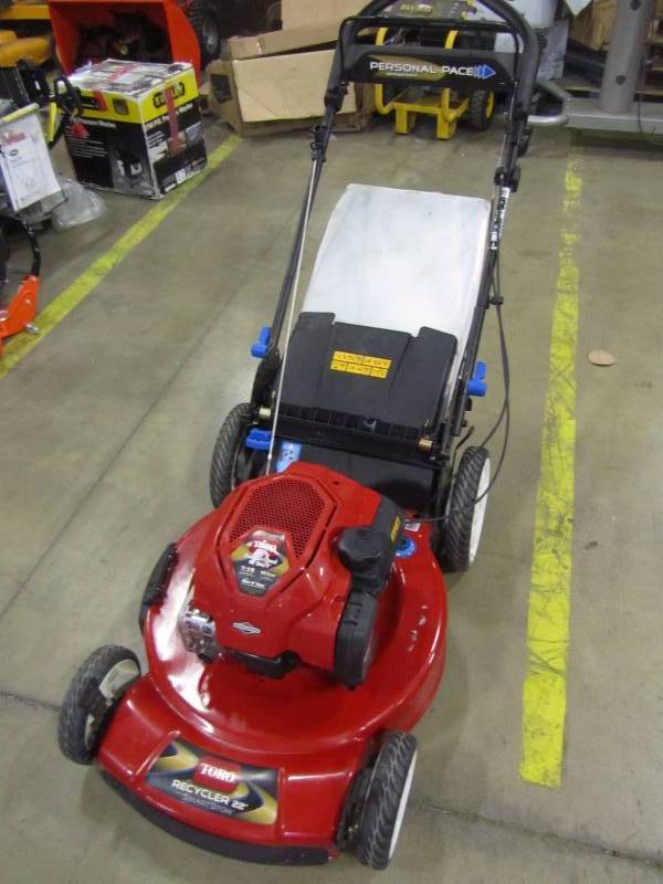 lot 4 image: Toro Recycler 22 in. Personal Pace Variable Speed Walk-Behind High Wheel Drive Gas Lawn Mower with SmartStow