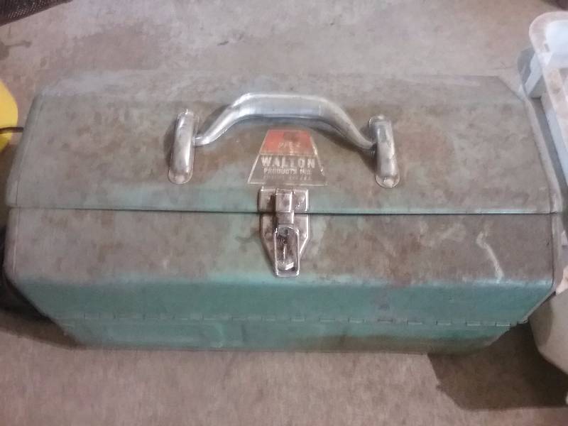 lot 33 image: Lot - Fogger (works great), Electric Supplies, Ryobi Sander
