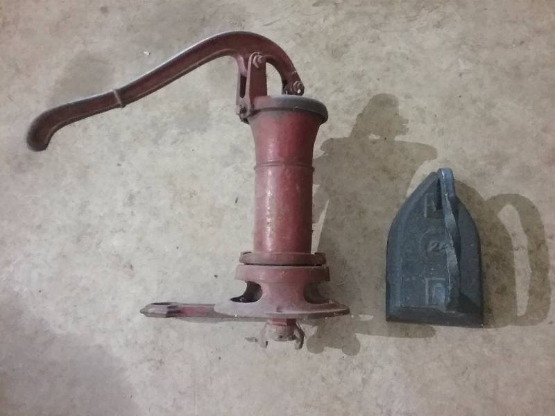 lot 50 image: Cistrin Pump Handle & 24lb Iron Door Stop