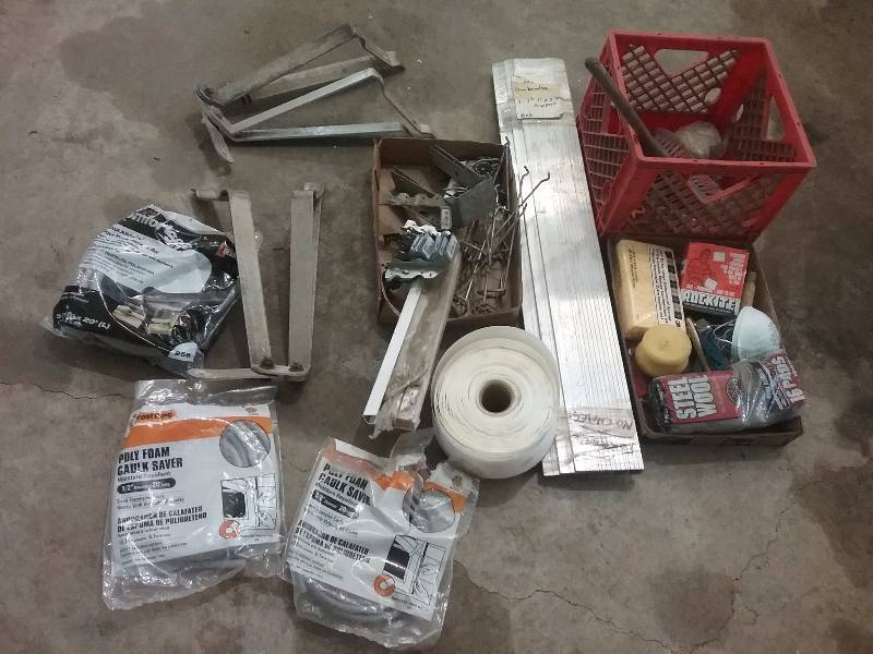 lot 86 image: Lot - Painting Supplies, Door Thresholds, etc