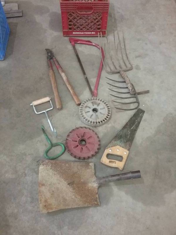 lot 91 image: Lot - Saw, Loppers, Fork, Seed Plates, Etc