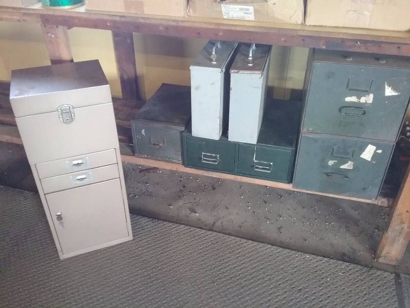 lot 140 image: Lot - Misc File Cabinets