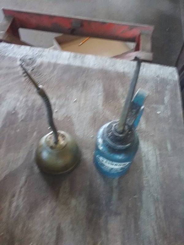 lot 142 image: Lot - Oil Cans, Vintage Oil Can Spickets, Etc