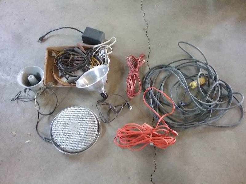 lot 147 image: Lot - Ext Cords, PTA Speaker, Exhaust Fan