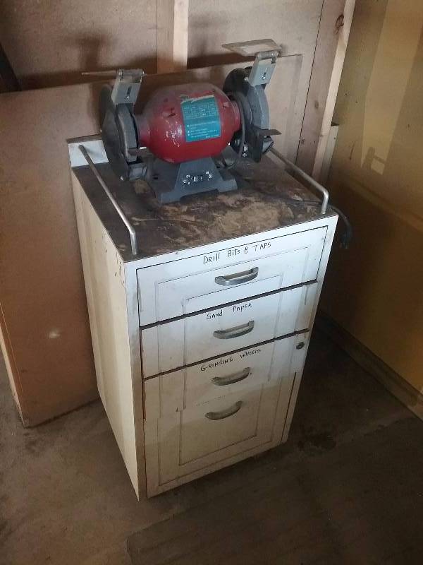 lot 170 image: 6 Bench Grinder & Locking Cabinet (with Key)