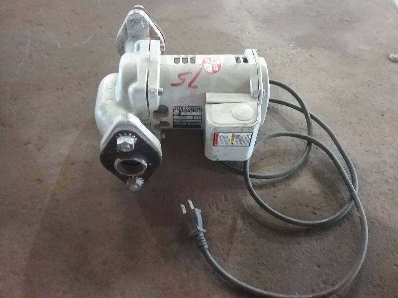 lot 175 image: Bell & Gossett Booster Pump PL-45