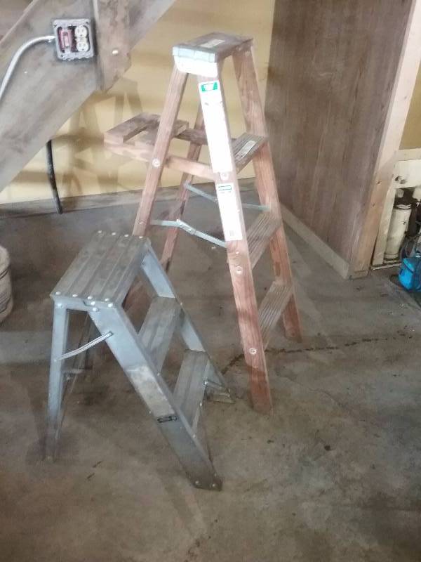 lot 181 image: Lot - Ladders