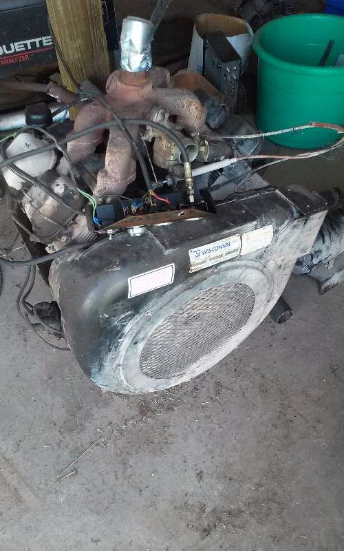 lot 4 image: Wisconsin 4 Cylinder Motor, Model V465D1