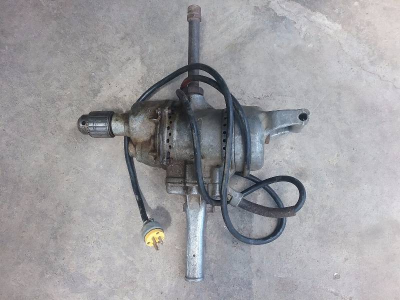 lot 203 image: Thor 12hp Drill