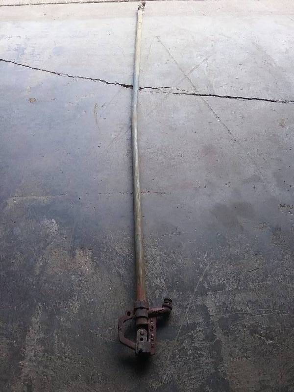 lot 211 image: Farm Hydrant - 102