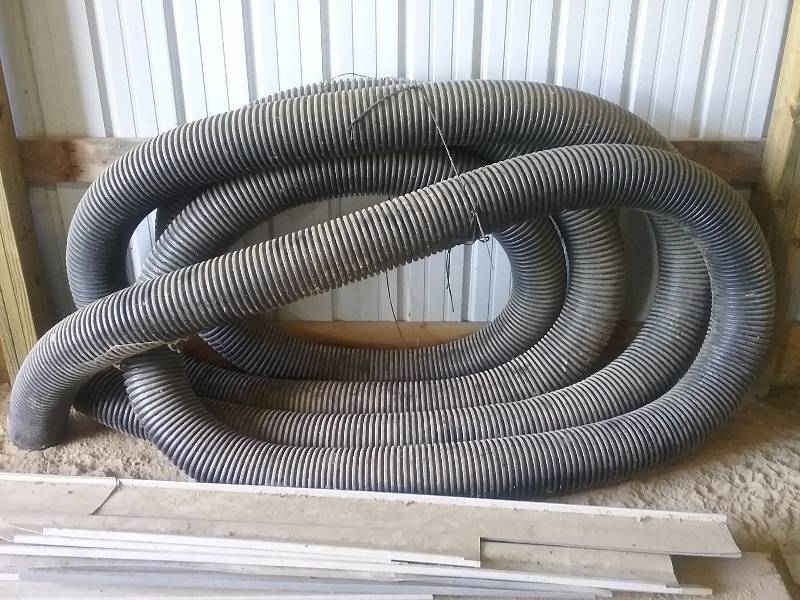 lot 252 image: 6 Drain Tile - Appx 30FT