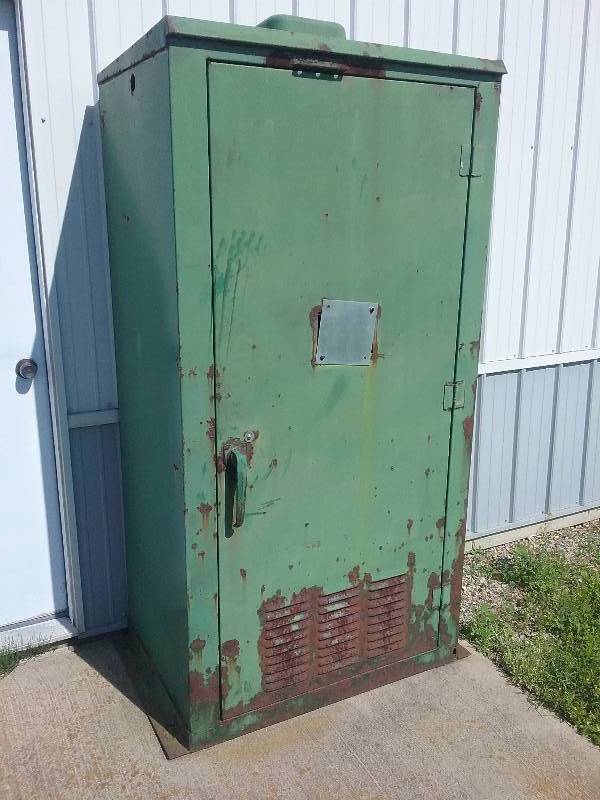 lot 273 image: Steel Cabinet, 26x38x76h
