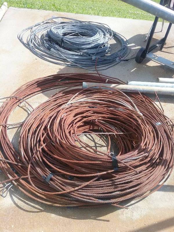lot 275 image: Lot - Large Lot of Misc Cable - well over 400ft