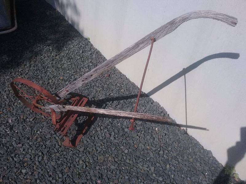 lot 283 image: Antique Hand Plow used for Yard Ornament