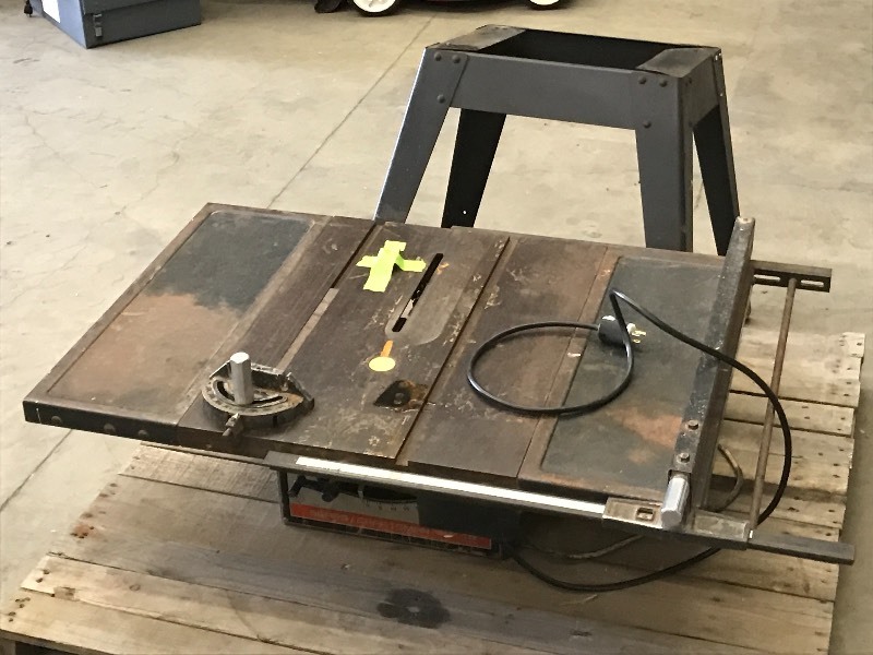 lot 20 image: Craftsman 10 Table Saw With Stand,...