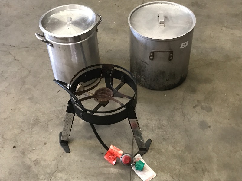 lot 27 image: LP-Gas Fryer Stand With (2) Lidded ...